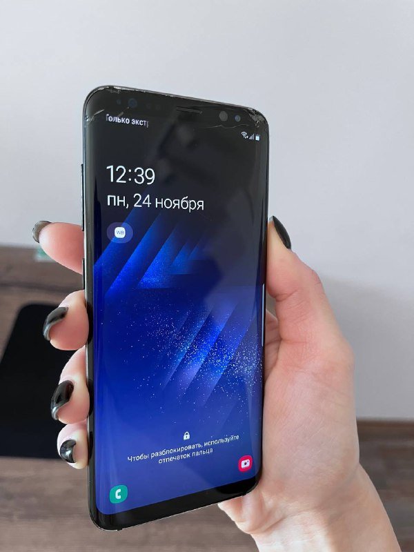 Телефон Samsung s8