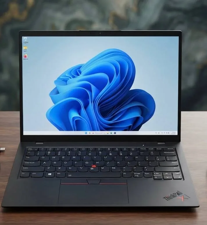 Ноутбук Lenovo ThinkPad X1 Carbon Gen 10 1
