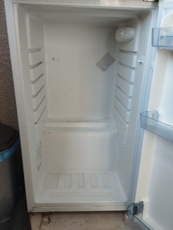 Холодильник Hisense 3