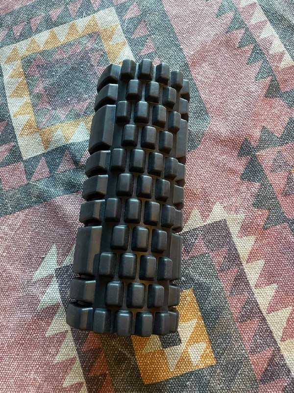 Валик для спины рол для фитнеса массажный рол