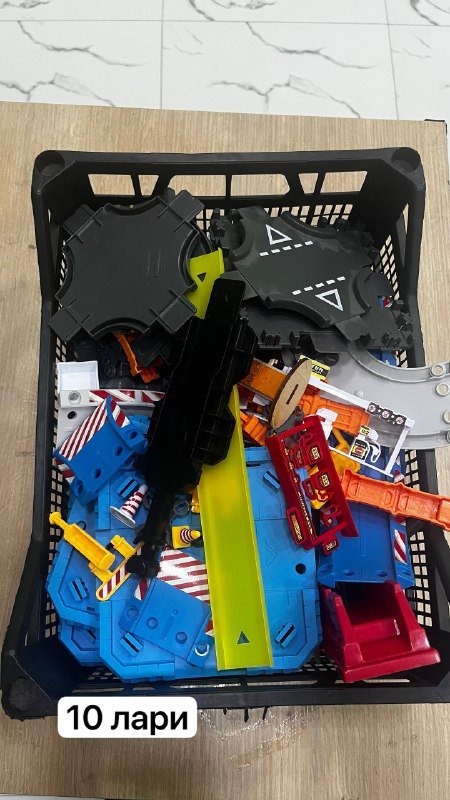 Деревянный шкаф 5