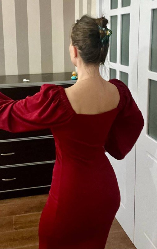 Платье темно-красное, Пиджак голубой, Боди черное 2
