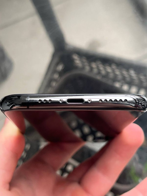Iphone XS 64Gb 4