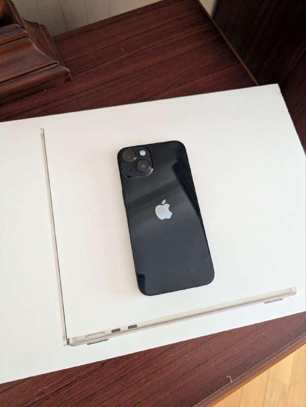 iPhone 14 128 GB 2