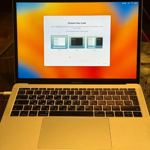Apple MacBook Pro 13-inch 2017 Core i5 16GB 256GB