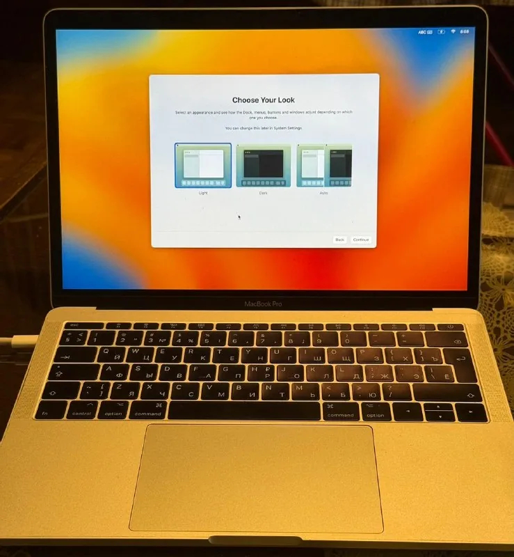 Apple MacBook Pro 13-inch 2017 Core i5 16GB 256GB 1