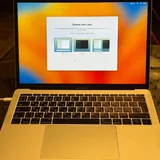Apple MacBook Pro 13-inch 2017 Core i5 16GB 256GB 1