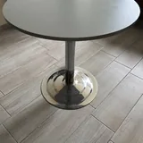 Круглый стол для кухни, кафе 1