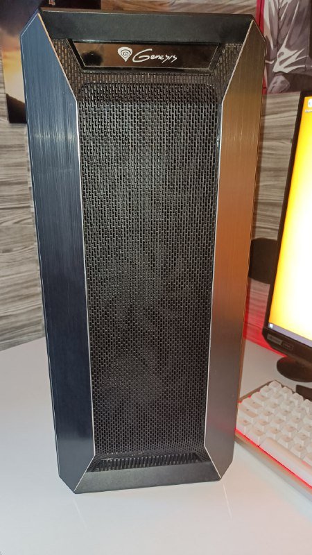Кейс Genesis gaming irid 515 с вентиляторами и хабом 2