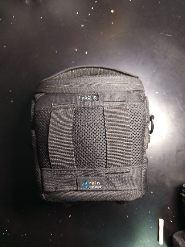 Фотоаппарат Canon EOS 650D, карта памяти, зарядка, сумка 7