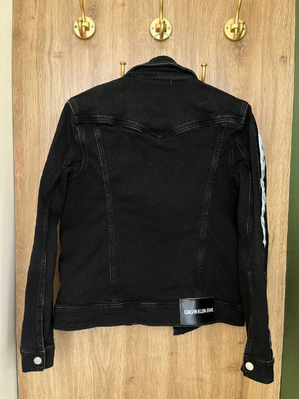 Джинсовая куртка, белые джинсы Zara 5