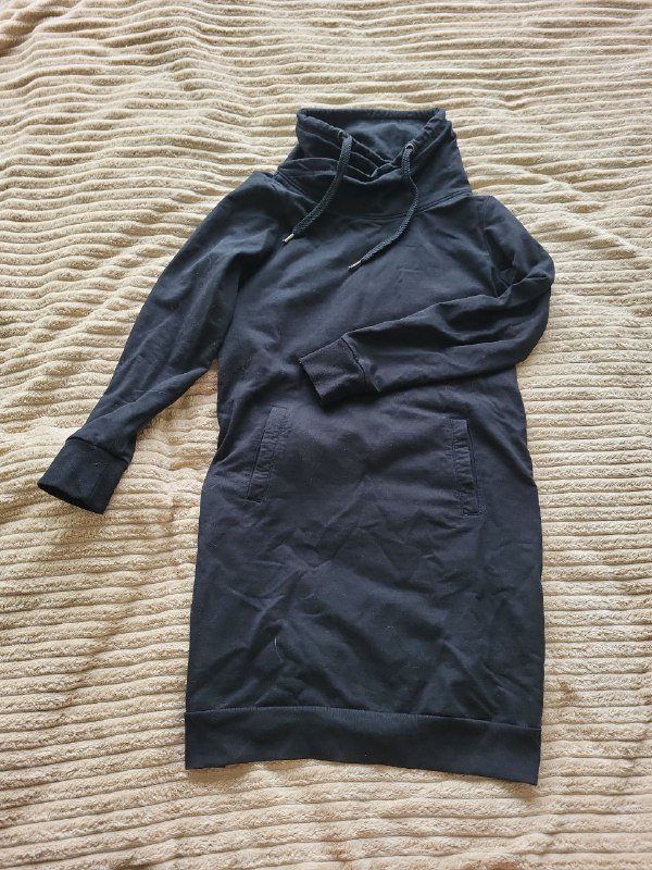 Белая накидка кофта, чёрное пальто, повязки на голову, белая байка, чёрная рубашка, пиджак, серое платье, байка платье 8