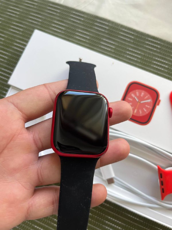Apple Watch 8 45 red 2