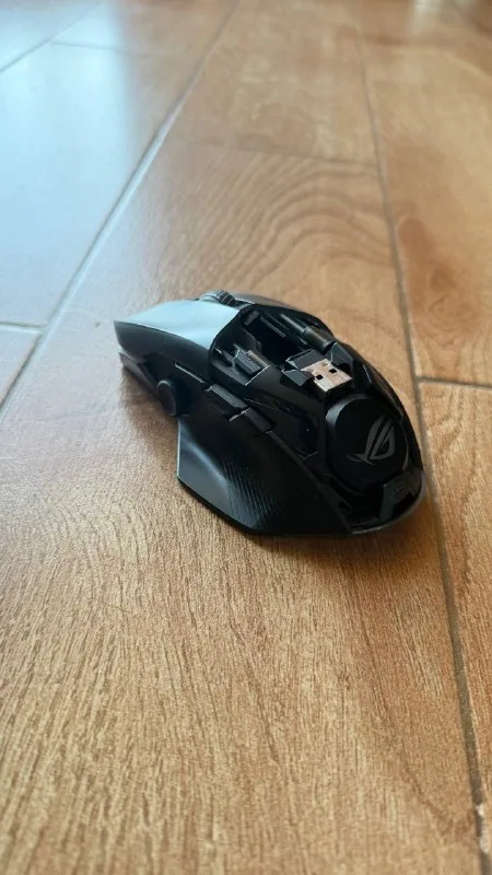 Asus ROG Chakram X Origin мышь 1