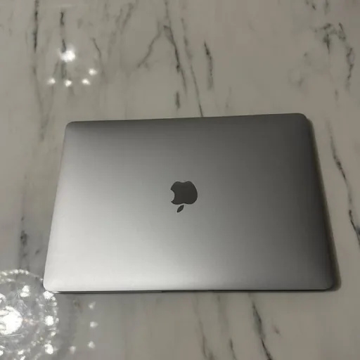MacBook Air M1 13.3 дюйма 8 ГБ 256 ГБ