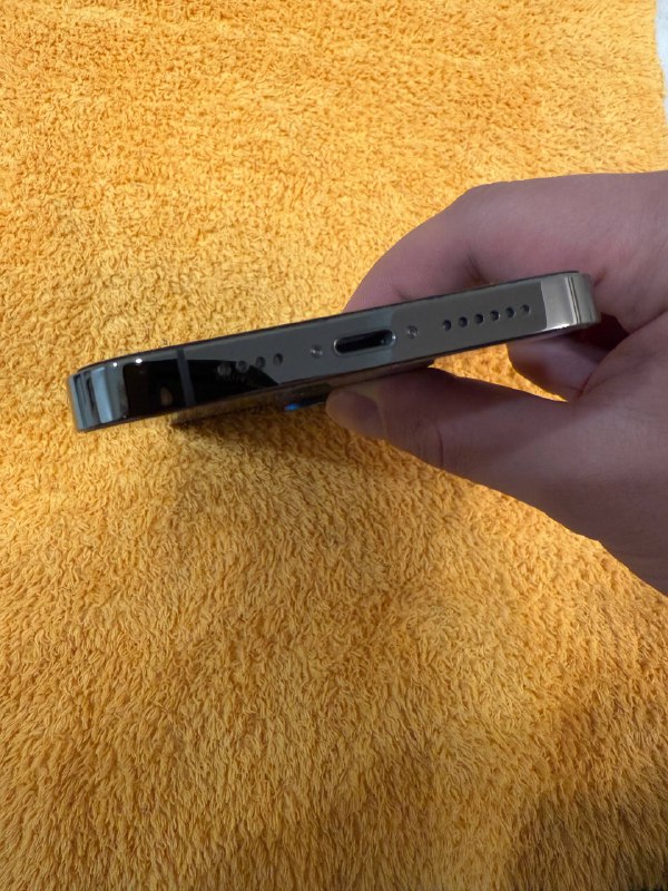 iPhone 13 Pro Max 128 GB 2