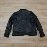 Мужская кожаная куртка Zara 2