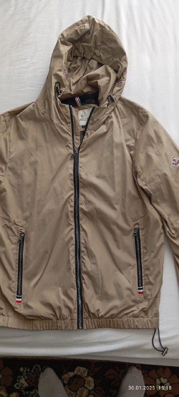 Обувь, ветровка, джинсы, термос, баскетбольное колесо 5