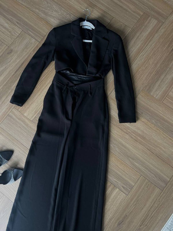 Костюм-комбинезон ZARA женский размер S