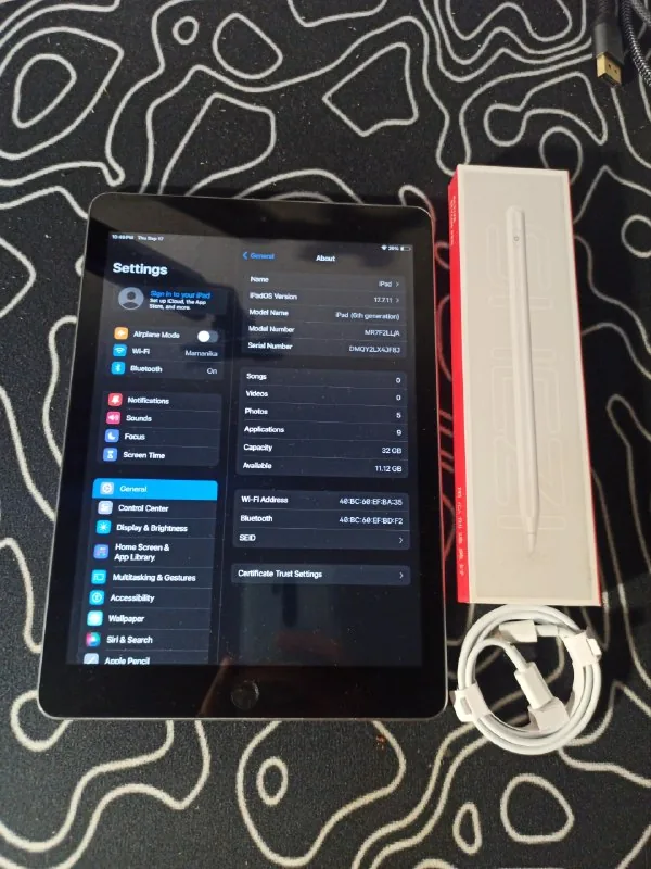 Планшет Apple iPad 6th 32 ГБ 1