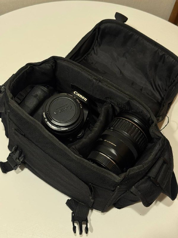 Зеркальный фотоаппарат Canon EOS 7D, 2 объектива, сумка, зарядка, пульт 6
