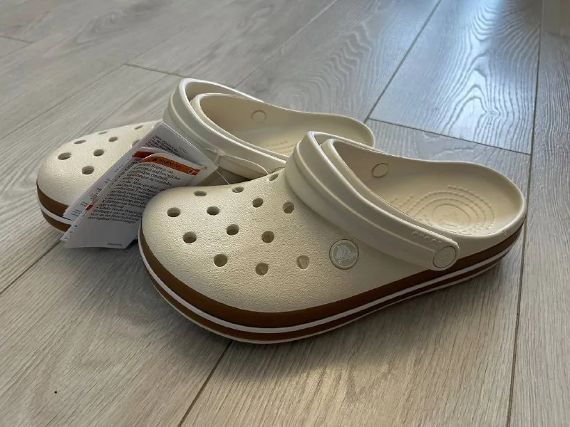Crocs оригинал, бежевые и оливковые 1