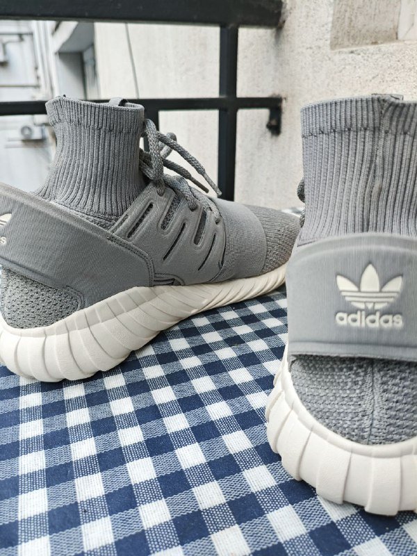 Кроссовки Adidas Mens Tubular Doom Primeknit серые размер 45 5