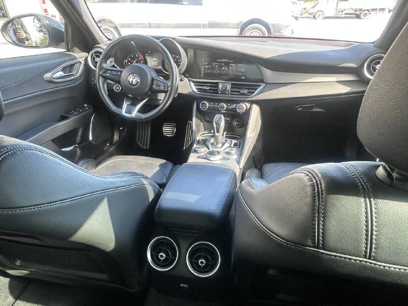 Alfa Romeo Giulia TI Sport 2021 3