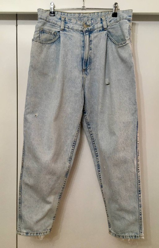 Джинсы бойфренды Bershka