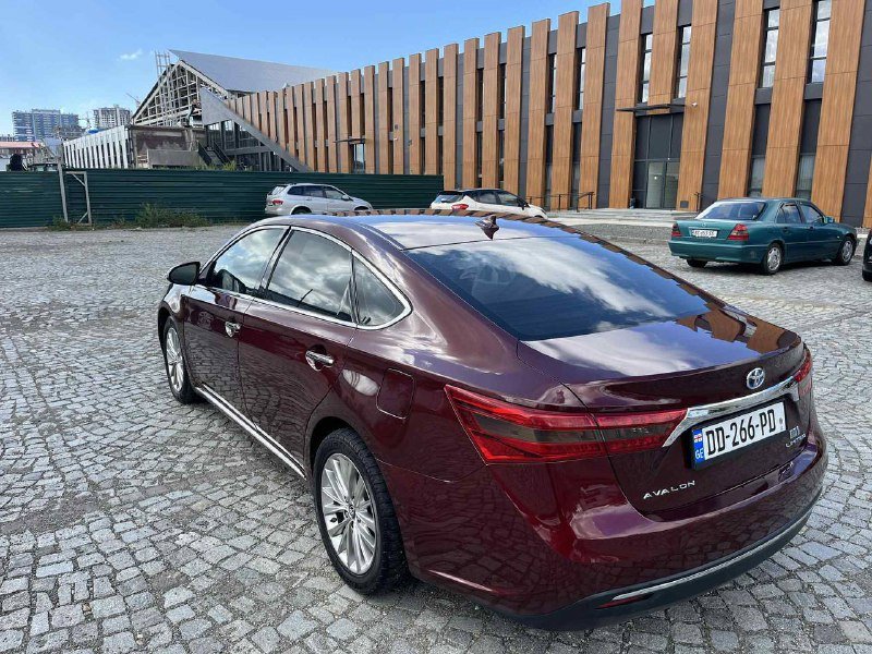 Toyota Avalon Hybrid 2016 Limited 4