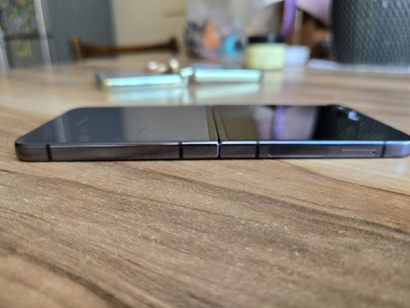 Samsung z flip5 512mb графит 3