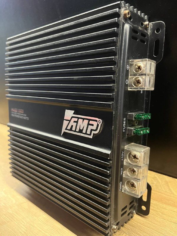 Upholster AMP  Mass 1.500 900 watts, RCA cable 2