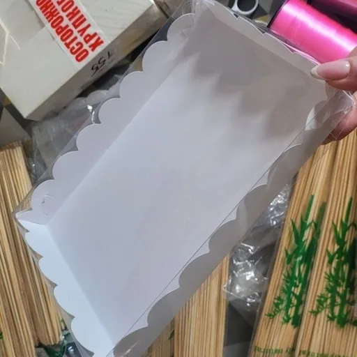 Коробки с прозрачной крышкой