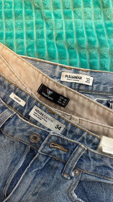 Джинсы с двумя разными штанинами, джинсы pull&bear mom, джинсы mom house