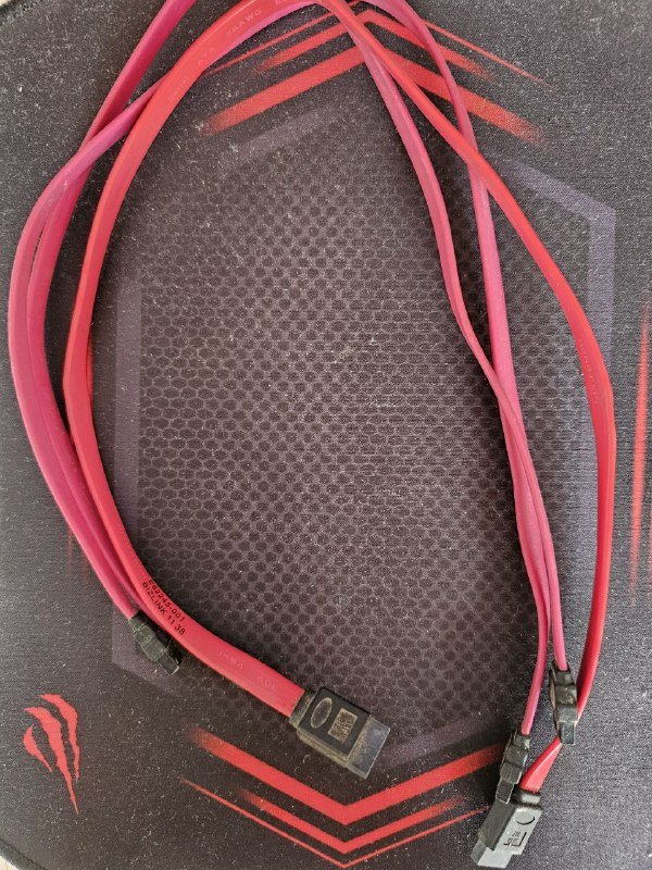 Кабель SATA, Кабель HDMI, Кабель AUX 1