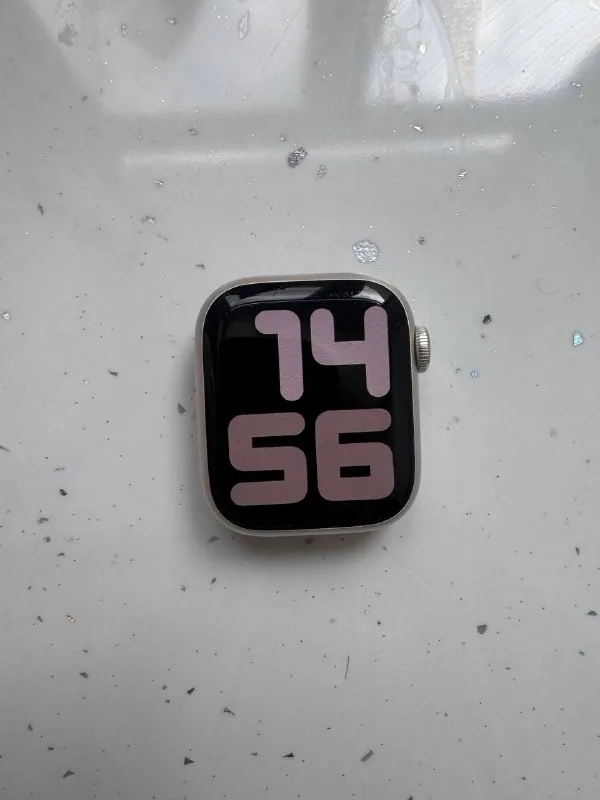 Apple Watch Series 8 1