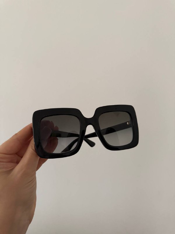 Очки солнцезащитные Gucci