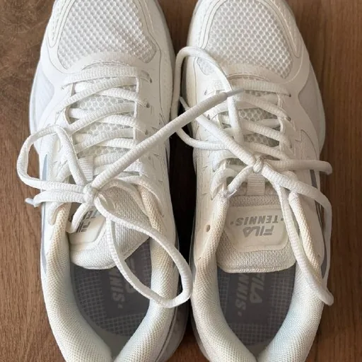 Женские теннисные кроссовки FILA Streamline 3.0