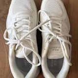 Женские теннисные кроссовки FILA Streamline 3.0 1