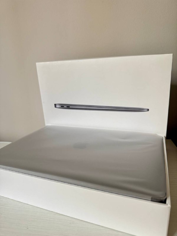 Apple MacBook Air 13” 2020 8 ГБ SSD 256 ГБ