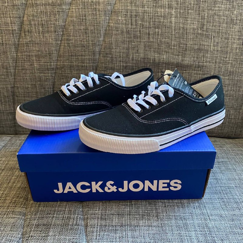 Converse, Jack & Jones, Ellesse мужская обувь размер 41
