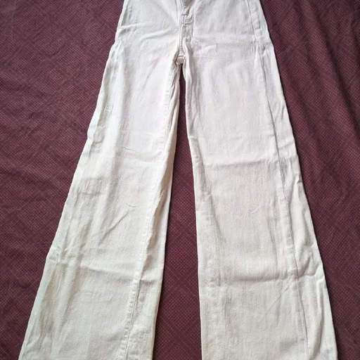 Джинсы MNG EUR32 с прорезанными карманами