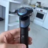 Роторная бритва Philips 5000X Series 4