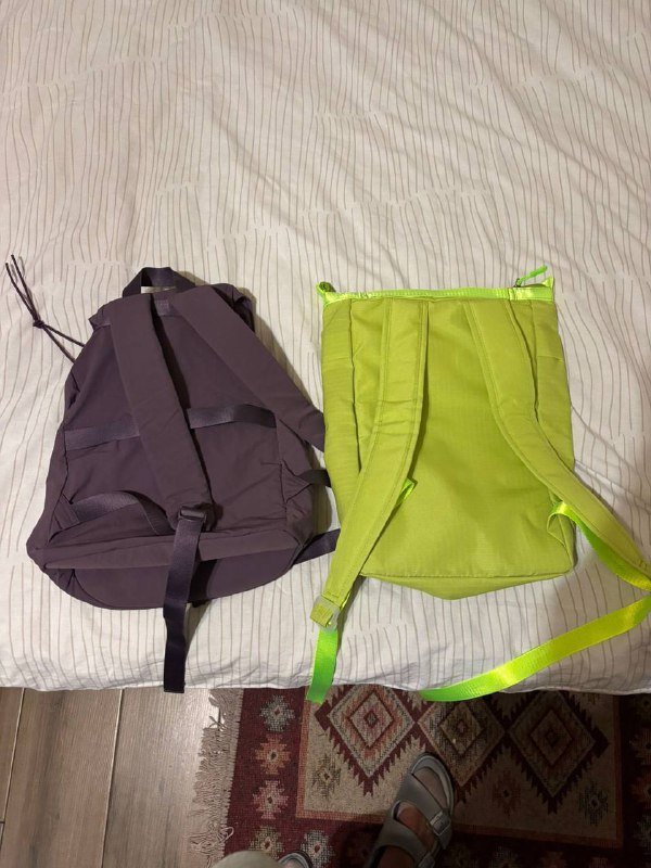 Рюкзаки черный и зеленый 2