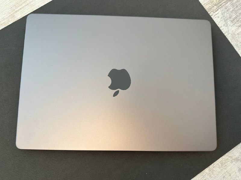 MacBook Pro 14-inch 2021 16GB 512GB 4
