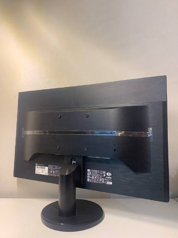 Монитор HP 24 дюйма 2