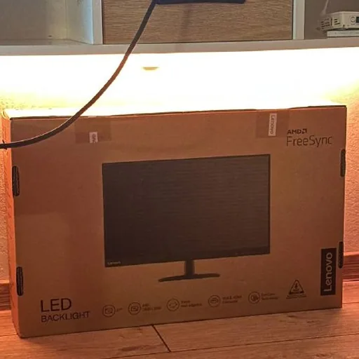 Новый монитор Lenovo