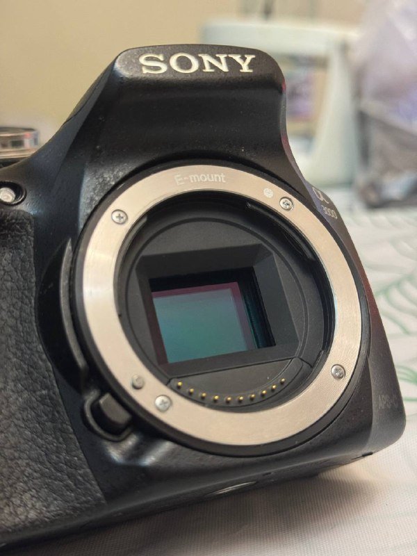 Фотоаппарат беззеркальный Sony A3000 с объективом и аксессуарами 3