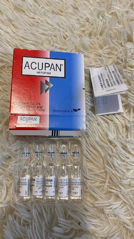 Ампулы и таблетки медицинские