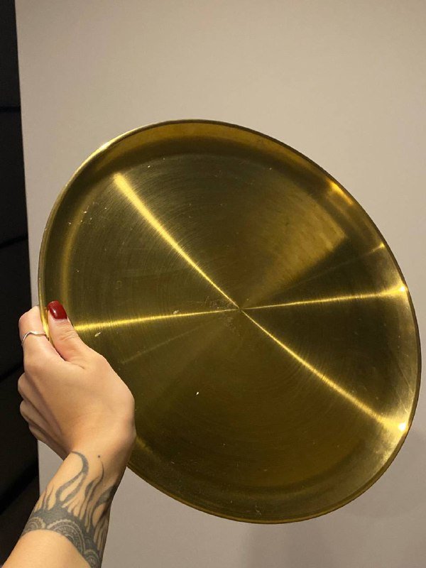 Зеркало в дереве, колбы стеклянные, вазы, поднос, сетка для фотографий, свечи в баночках 4